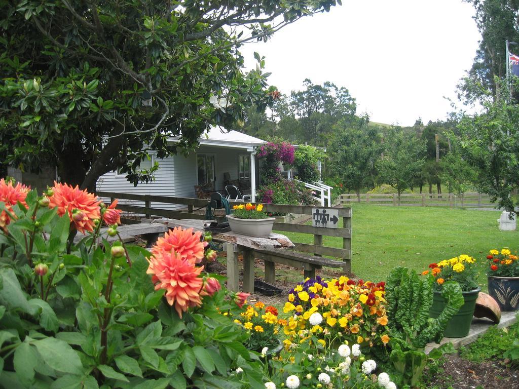 Miranda Orchard Cottage Exterior foto